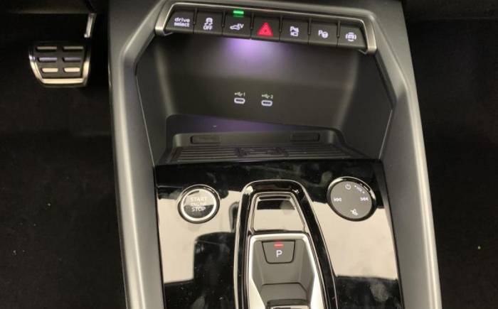 AUDI A3 SPORTBACK 45 TFSI E HYBRIDE RECHARGEABLE 272 S TRONIC 6 S LINE