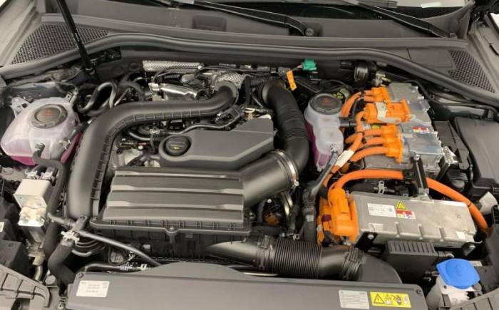 AUDI A3 SPORTBACK 45 TFSI E HYBRIDE RECHARGEABLE 272 S TRONIC 6 S LINE