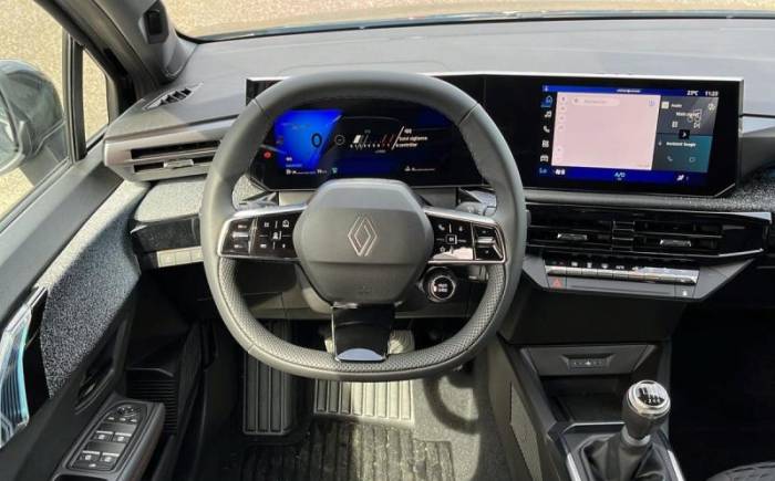 RENAULT Clio 6 TCE 115 CH TECHNO