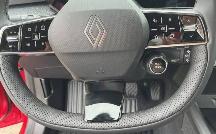 RENAULT Clio 6 Tce 115 ch techno
