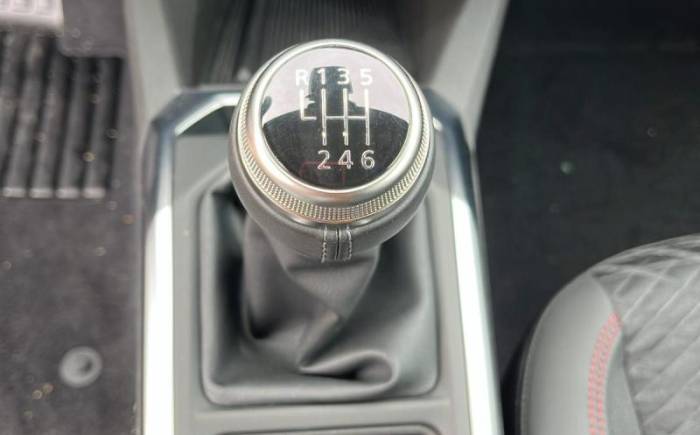 RENAULT Clio 6 Tce 115 ch techno