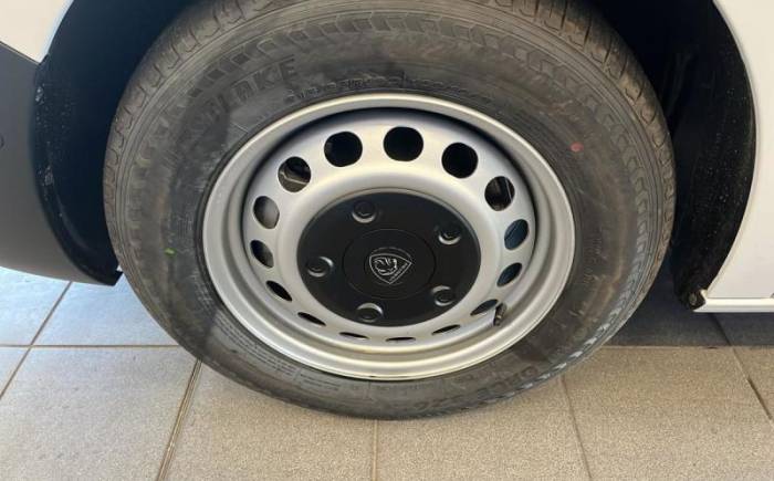 PEUGEOT EXPERT FOURGON M DIESEL 120 CH MANUELLE