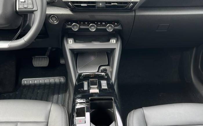 CITROEN C4 HYBRIDE 145 E-DCS6 MAX