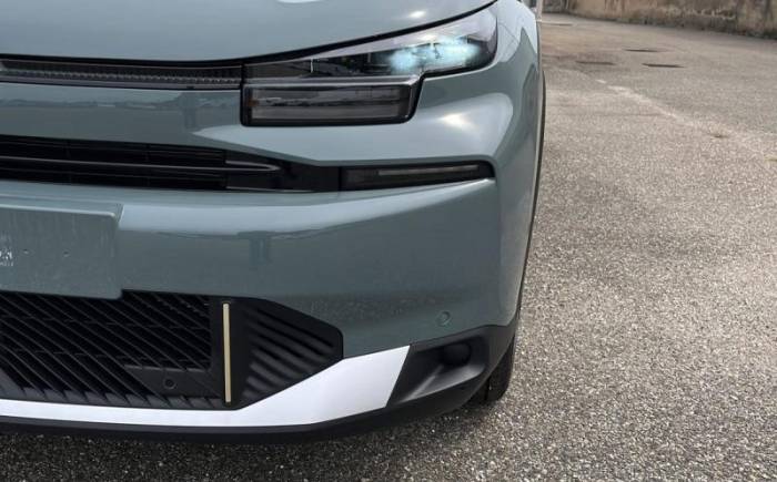 CITROEN C4 HYBRIDE 145 E-DCS6 MAX