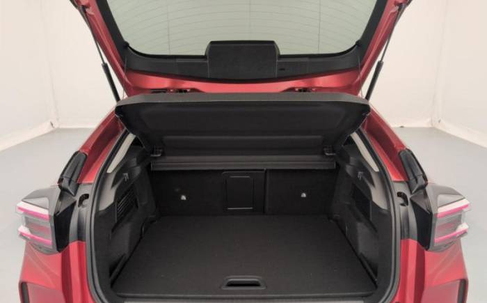 CITROEN C4 HYBRIDE 136 E-DCS6 MAX