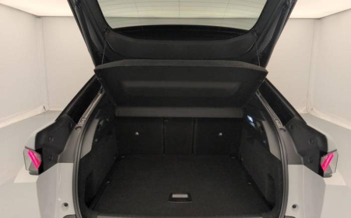 PEUGEOT 3008 HYBRID 145 E-DCS6 GT