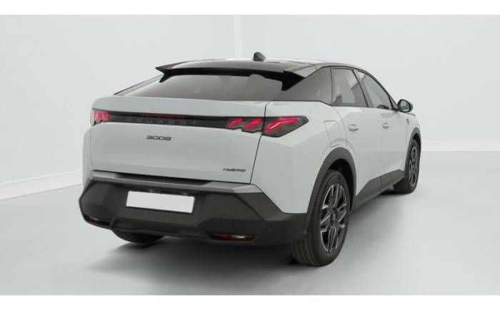 PEUGEOT 3008 HYBRID 145 E-DCS6 GT