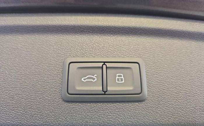 AUDI A3 SPORTBACK 45 TFSI E HYBRIDE RECHARGEABLE 272 S TRONIC 6 S LINE