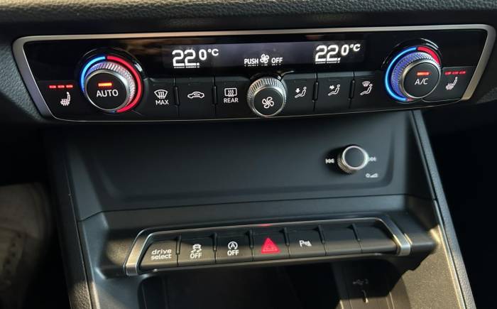 AUDI Q3 Sportback 2.0 35 TDI - 150 - S-tronic SPORTBACK S Line