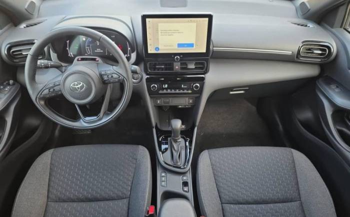 TOYOTA YARIS CROSS HYBRIDE 130H 2WD DESIGN