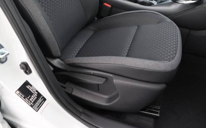 NISSAN JUKE HYBRID 143 N-CONNECTA