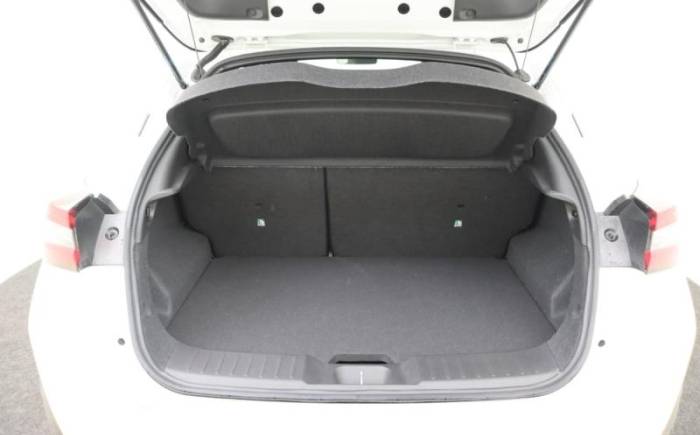 NISSAN JUKE HYBRID 143 N-CONNECTA