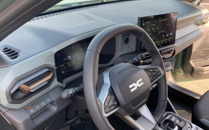DACIA DUSTER HYBRID 155 EXTREME