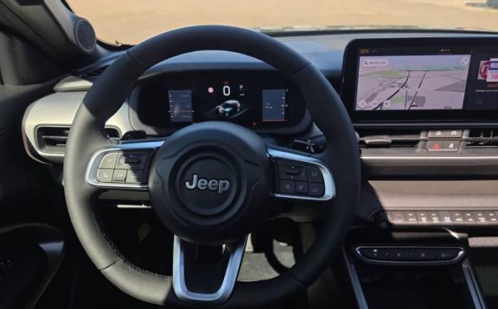 JEEP AVENGER 1.2 TURBO T3 110 CH E-HYBRID BVR6 SUMMIT