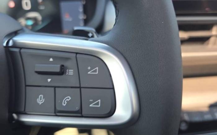 JEEP AVENGER 1.2 TURBO T3 110 CH E-HYBRID BVR6 SUMMIT