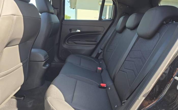 JEEP AVENGER 1.2 TURBO T3 110 CH E-HYBRID BVR6 SUMMIT