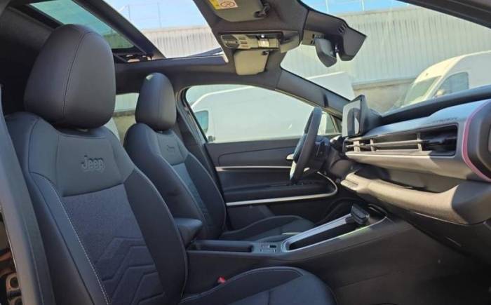 JEEP AVENGER 1.2 TURBO T3 110 CH E-HYBRID BVR6 SUMMIT
