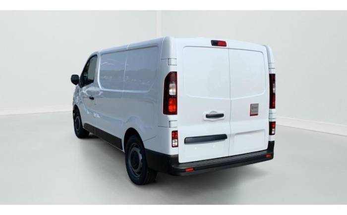 RENAULT TRAFIC FOURGON DCI 150 L1H1 3T ADVANCE