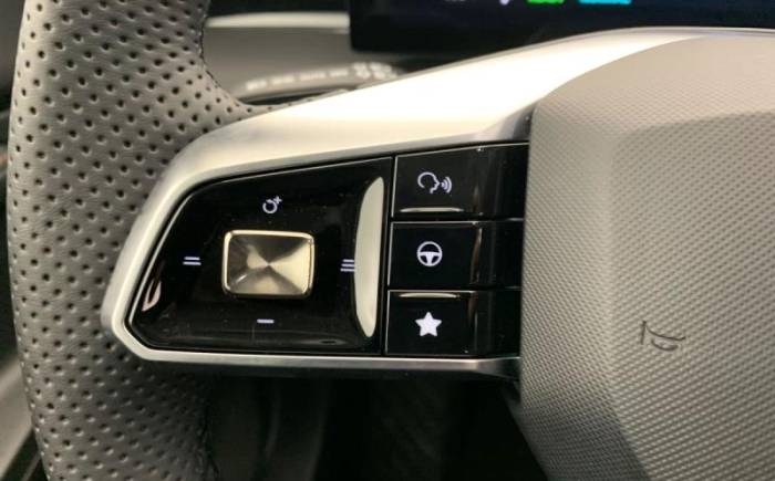 MG EHS 1.5 HYBRID+ 224 CH LUXURY