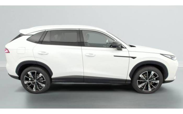 MG EHS 1.5 HYBRID+ 224 CH LUXURY