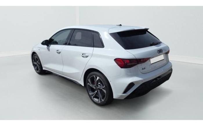 AUDI A3 SPORTBACK 45 TFSI E HYBRIDE RECHARGEABLE 272 S TRONIC 6 S LINE