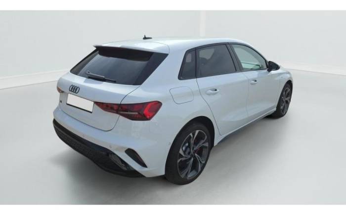 AUDI A3 SPORTBACK 45 TFSI E HYBRIDE RECHARGEABLE 272 S TRONIC 6 S LINE