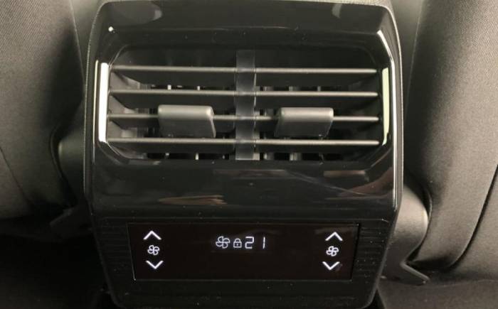 PEUGEOT 5008 HYBRID 145 E-DCS6 ALLURE