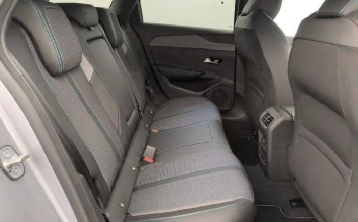 PEUGEOT 308 SW PHEV 180 E-EAT8 ALLURE
