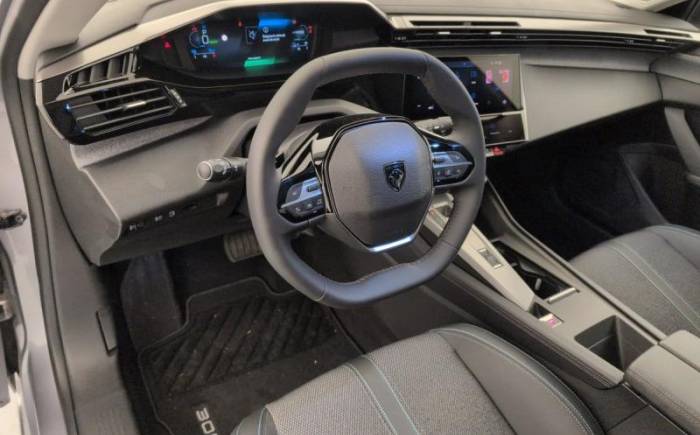 PEUGEOT 308 SW PHEV 180 E-EAT8 ALLURE