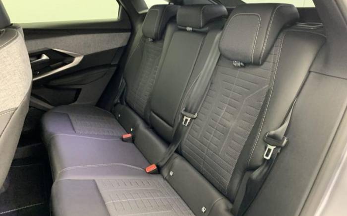 PEUGEOT 3008 HYBRID 145 E-DCS6 GT
