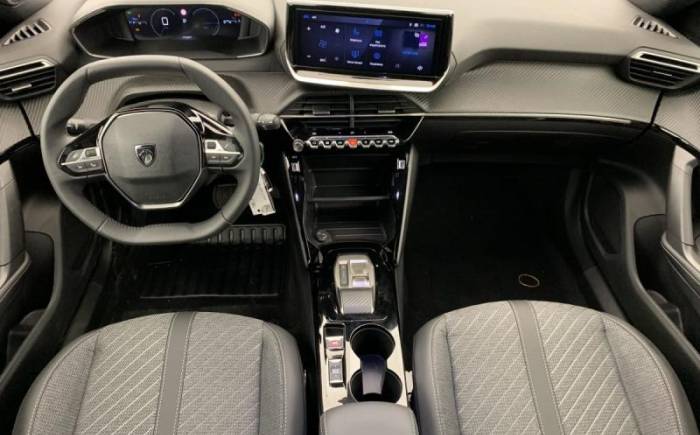 PEUGEOT 2008 Hybrid 145 e-dcs6 allure