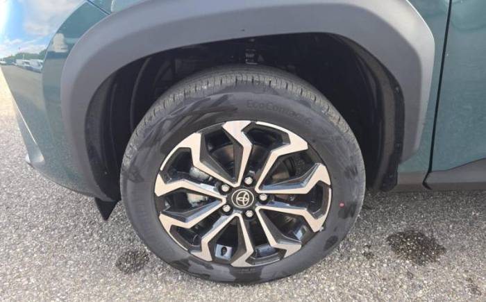 TOYOTA YARIS CROSS HYBRIDE 130H 2WD DESIGN