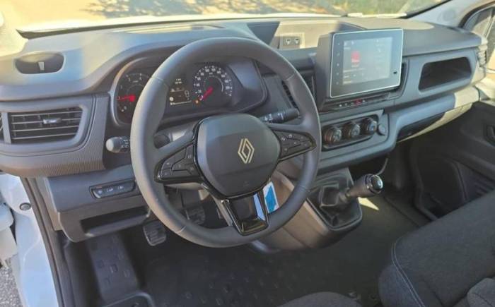 RENAULT TRAFIC FOURGON DCI 150 L2H1 3T ADVANCE
