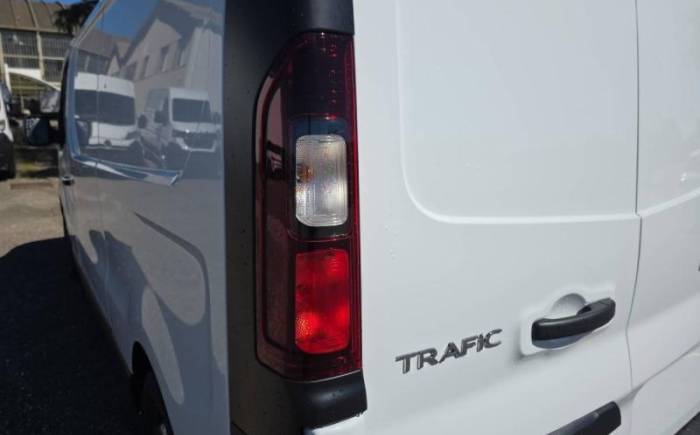 RENAULT TRAFIC FOURGON DCI 150 L2H1 3T ADVANCE