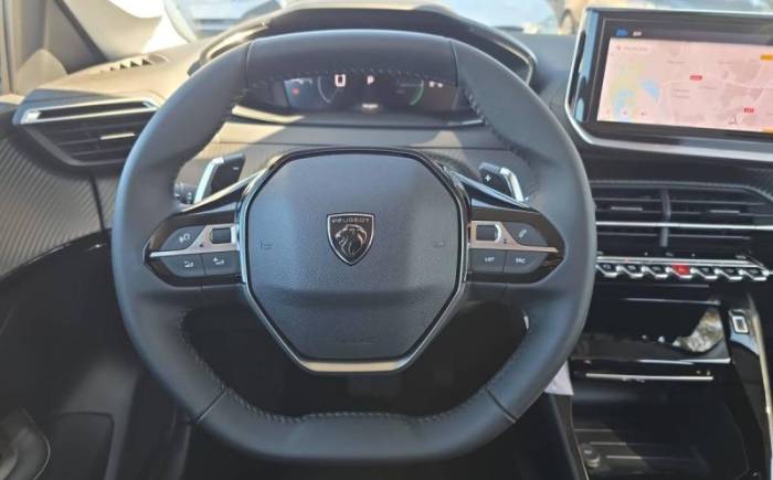 PEUGEOT 208 Hybrid 110 ch e-dcs6 allure