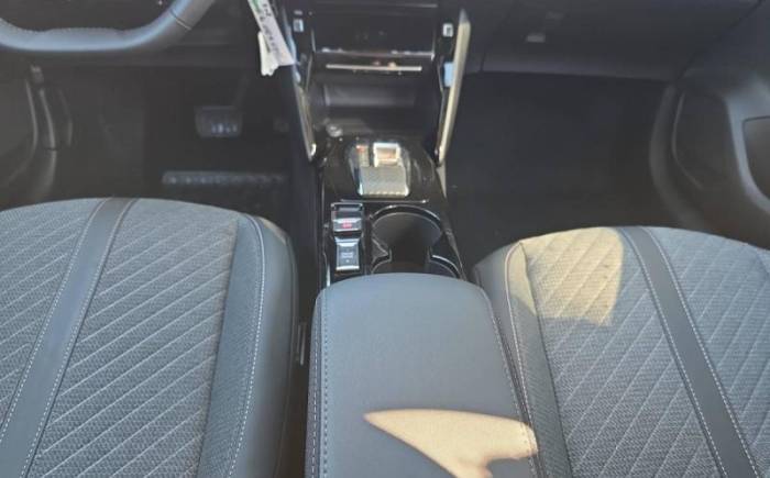 PEUGEOT 208 Hybrid 110 ch e-dcs6 allure