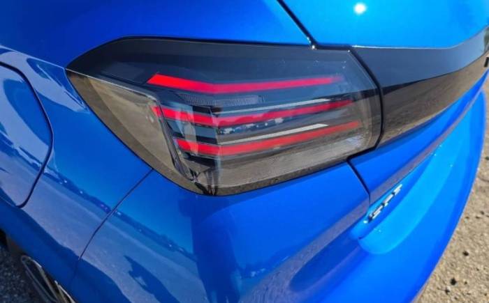 PEUGEOT 208 Hybrid 110 ch e-dcs6 allure