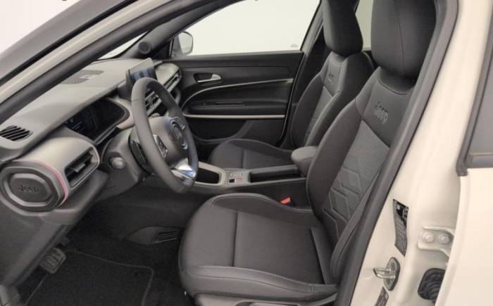 JEEP AVENGER 1.2 TURBO T3 110 CH E-HYBRID BVR6 SUMMIT