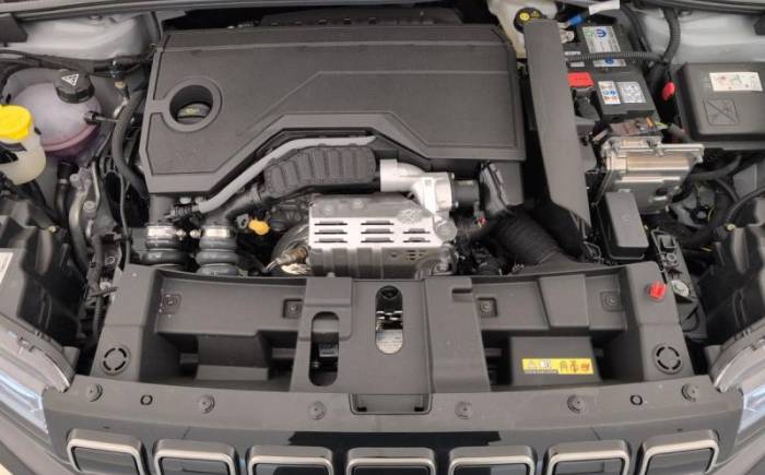 JEEP AVENGER 1.2 TURBO T3 110 CH E-HYBRID BVR6 SUMMIT
