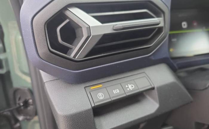 DACIA DUSTER MILD HYBRID 140 EXPRESSION