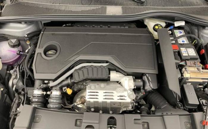 JEEP AVENGER 1.2 TURBO T3 110 CH E-HYBRID BVR6 SUMMIT