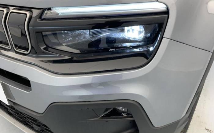 JEEP AVENGER 1.2 TURBO T3 110 CH E-HYBRID BVR6 SUMMIT