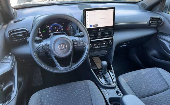 TOYOTA YARIS CROSS HYBRIDE 130h 2wd design