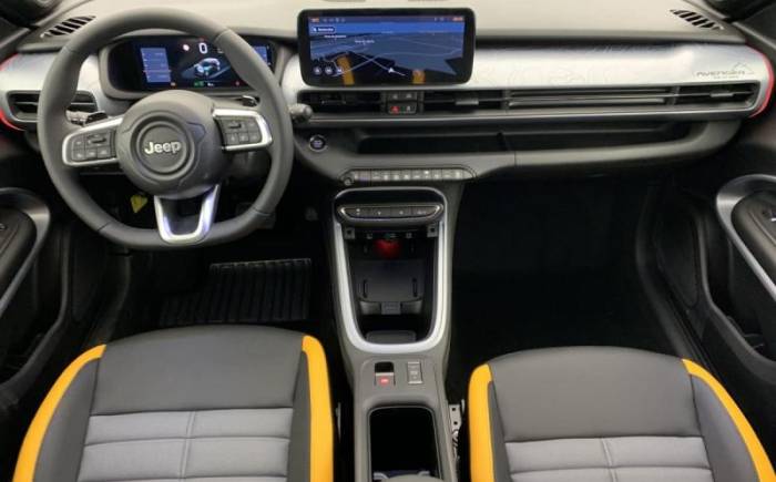 JEEP AVENGER 1.2 TURBO T3 145 CH BVR6 4XE THE NORTH FACE
