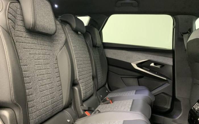 PEUGEOT 5008 HYBRID 145 CH E-DCS6 ALLURE