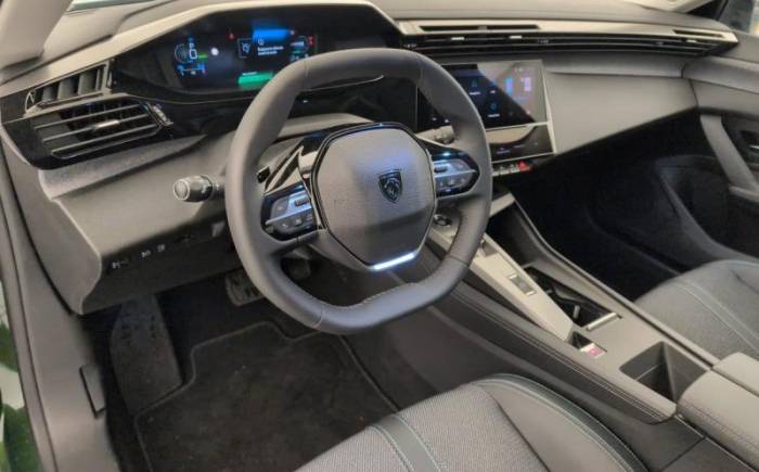 PEUGEOT 308 PHEV 180 E-EAT8 ALLURE PACK