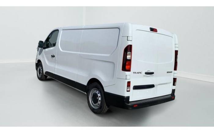 RENAULT TRAFIC FOURGON BLUE DCI 130 L2H1 3T GSR2 EXTRA