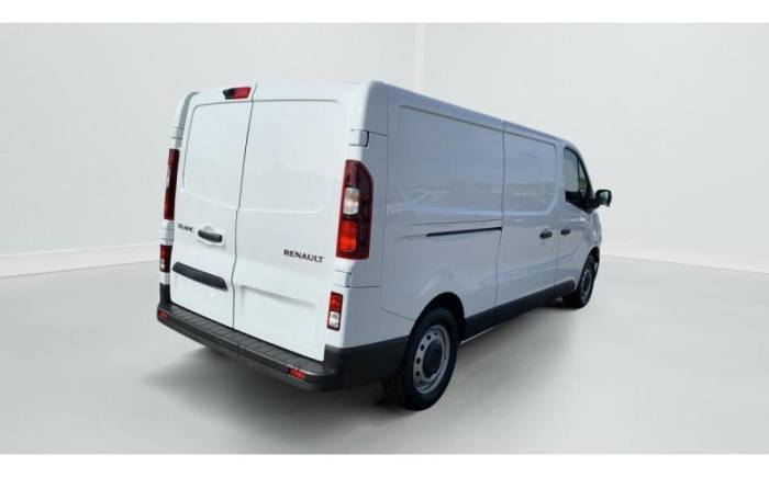RENAULT TRAFIC FOURGON BLUE DCI 130 L2H1 3T GSR2 EXTRA
