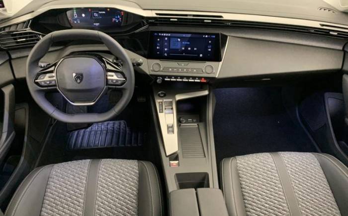 PEUGEOT 308 NOUVELLE BLUEHDI 130CH S S EAT8 ALLURE