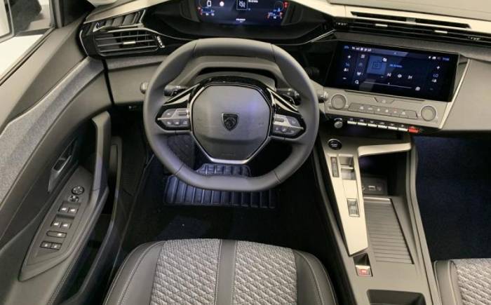 PEUGEOT 308 NOUVELLE BLUEHDI 130CH S S EAT8 ALLURE
